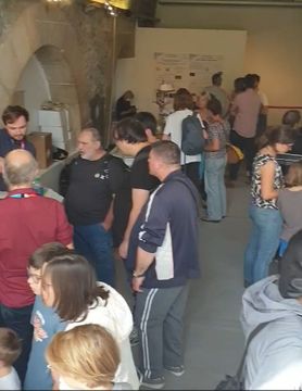 Anne Aurore présente un atelier à la CASEMATE avec Marie Claude Vitorge